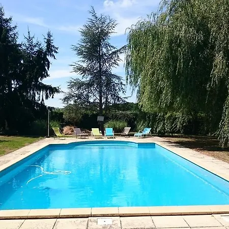 Domaine De Paguy 3*
