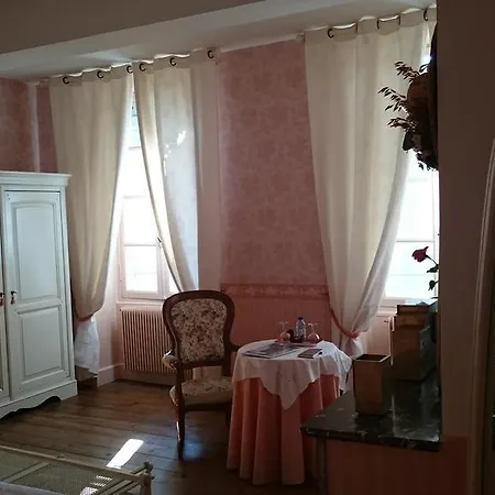 Domaine De Paguy Bed & Breakfast