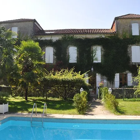 Domaine De Paguy Alojamento de Acomodação e Pequeno-almoço 3*