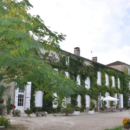 Bed & Breakfast Domaine De Paguy